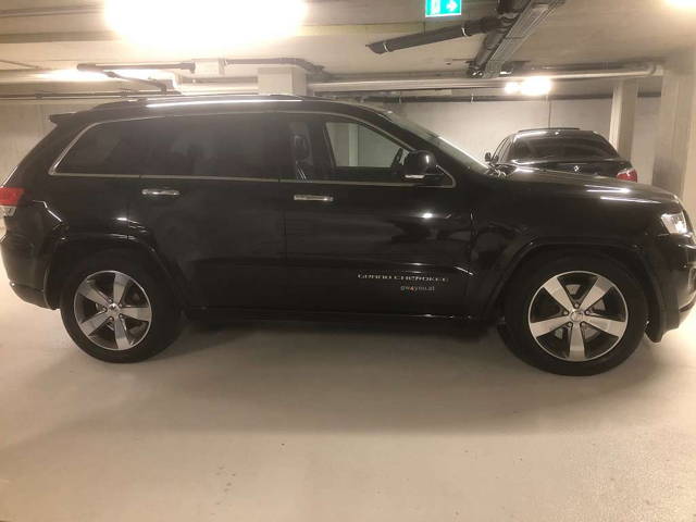 Jeep Grand Cherokee 3,0 V6 CRD Overland ** NP 90.000 EUR ** SUV / Geländewagen