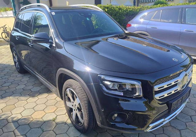 Mercedes-Benz GLB 200d PROGRESSIVE SUV / Geländewagen