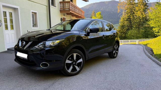 Nissan Qashqai 1.6 dCi ALL-MODE 4x4 SUV / Geländewagen