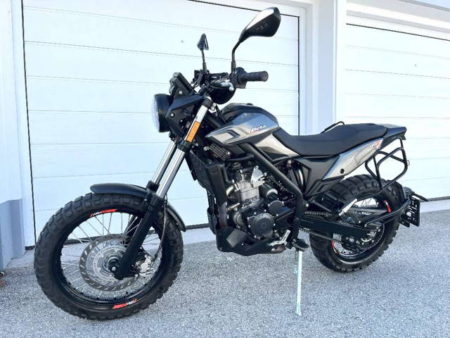 Beta Alp BETA ALP X 4.0 T DARK GREY Enduro