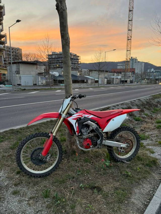 Honda CRF 250R Motocross