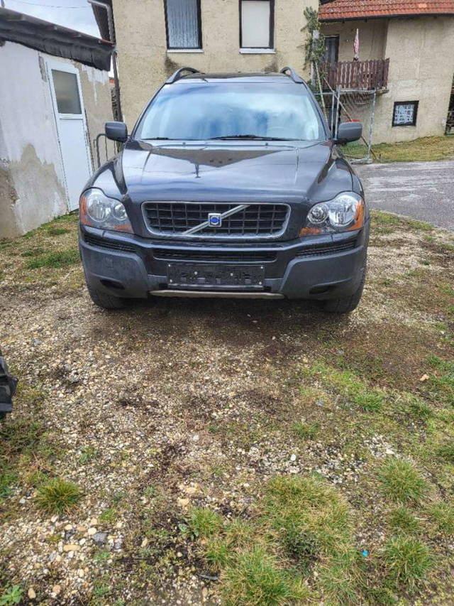 Volvo XC90 SUV / Geländewagen