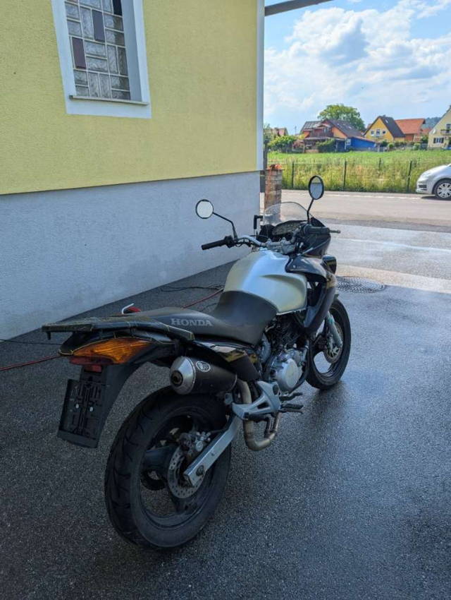 Honda Varadero 135 JC32 Tourer