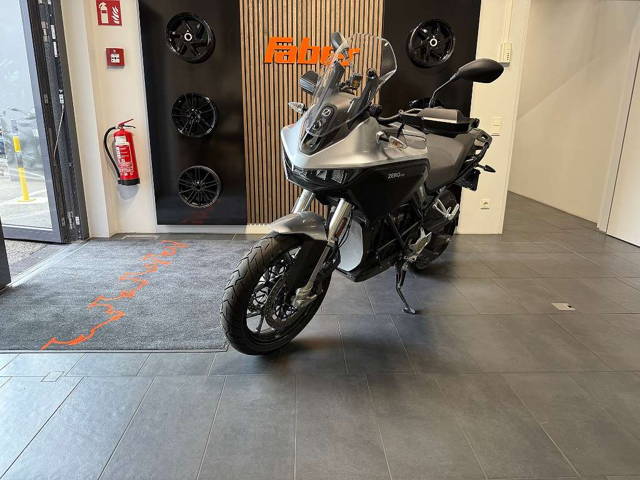 Zero DSR - SOFORT VERFÜGBAR - GRATIS HELM !!! Tourer