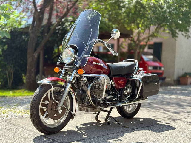 Moto Guzzi California Tourer