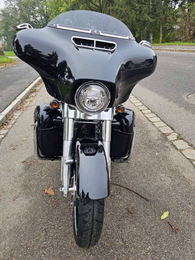 Harley-Davidson Street Glide Spezial 107 Tourer
