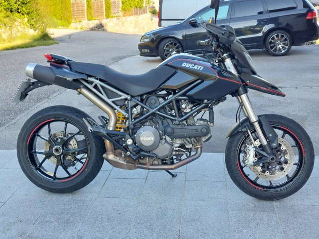 Ducati Hypermotard Supermoto