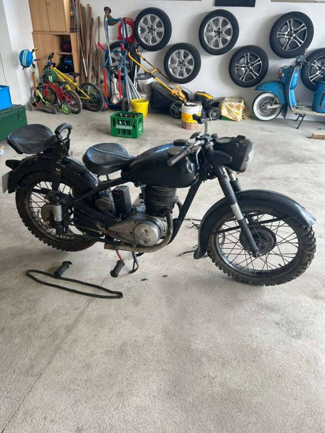 Puch 250 TF mit ausländische Papiere Tourer