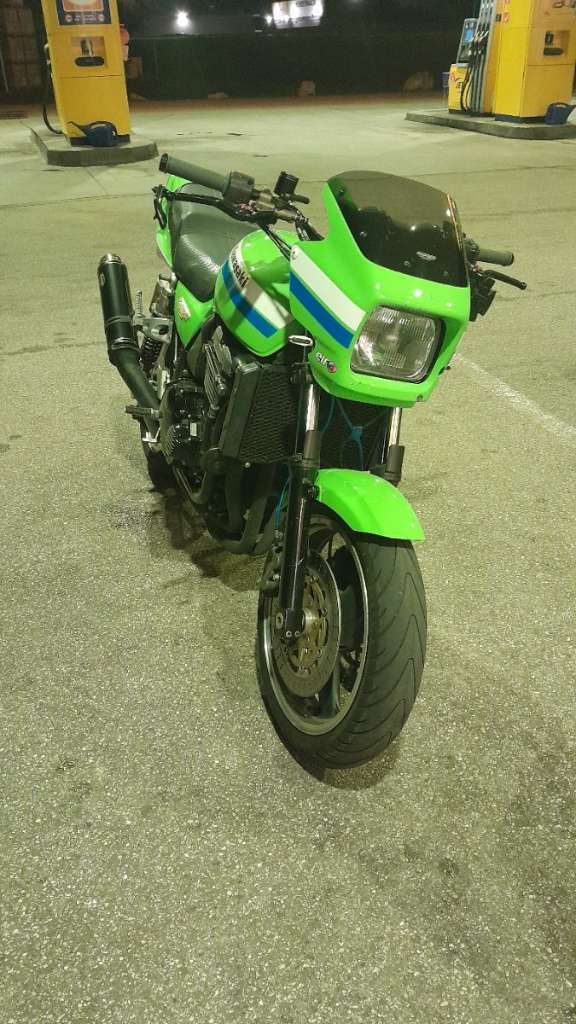 Kawasaki ZRX Tourer