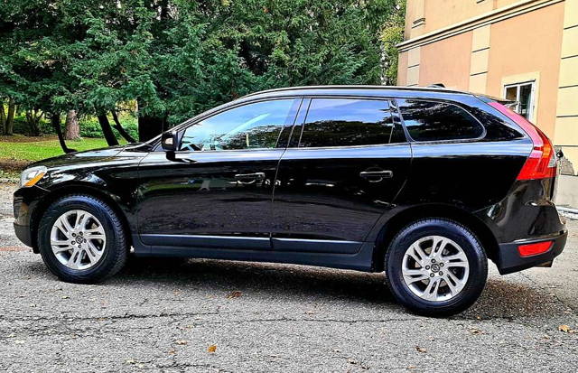 Volvo XC60 2.4D SUV / Geländewagen