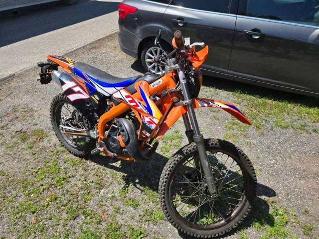 Rieju MRT Cross und Supermoto Motocross