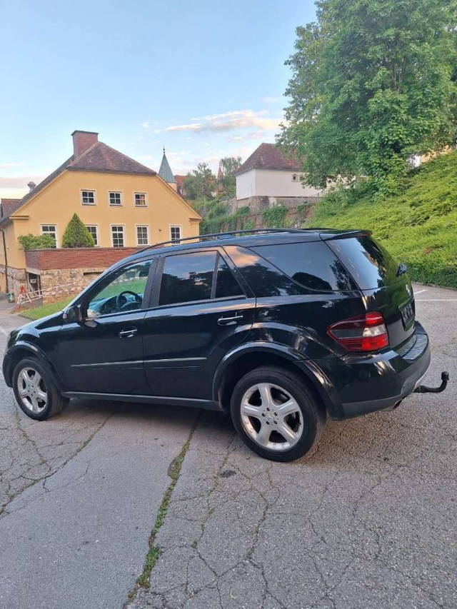 Mercedes-Benz M-Klasse ML 280cdi 4 MATIC SUV / Geländewagen