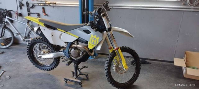 Husqvarna FC 250 Motocross