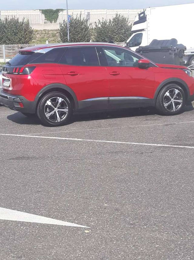 Peugeot 3008 1,2 PureTech 130 S&S EAT8 Allure 2019 SUV / Geländewagen