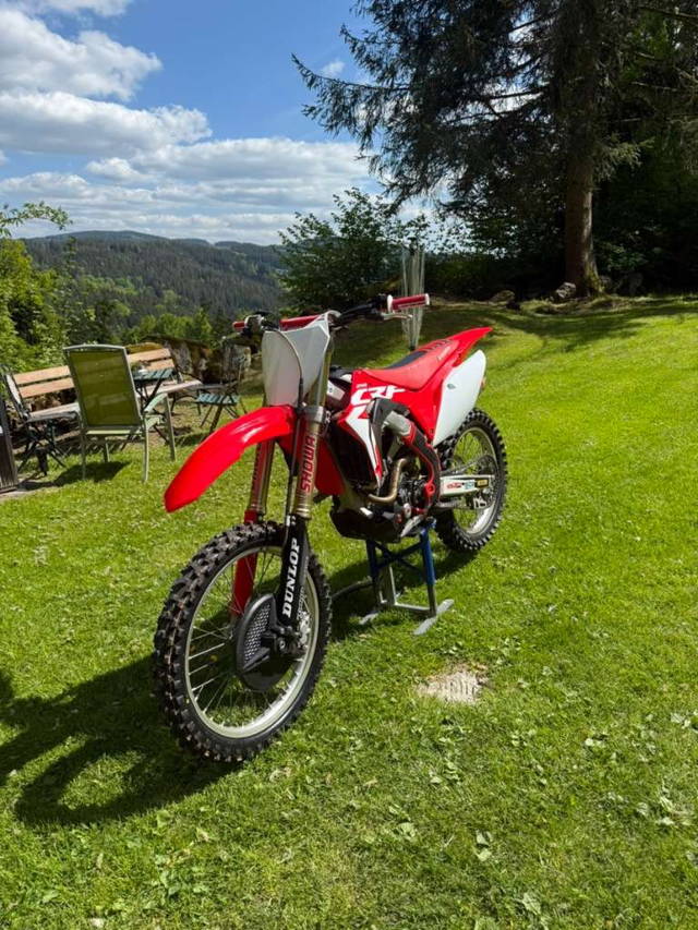 Honda CRF 250R Motocross