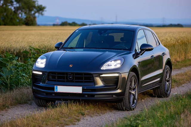 Porsche Macan SUV / Geländewagen