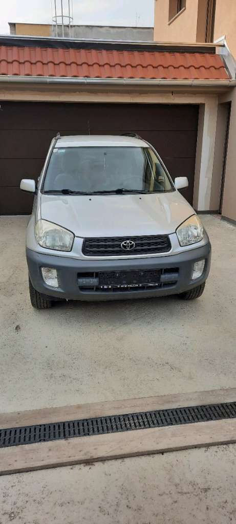 Toyota RAV4 1.8 VVT SUV / Geländewagen