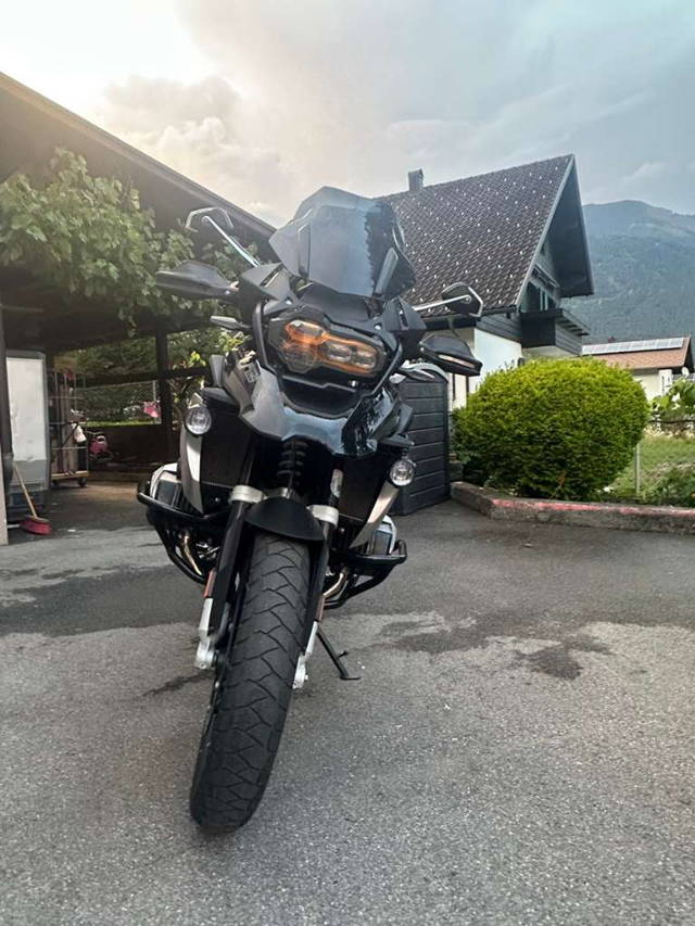 BMW R 1250 GS Triple Black Ultimate Edition Enduro