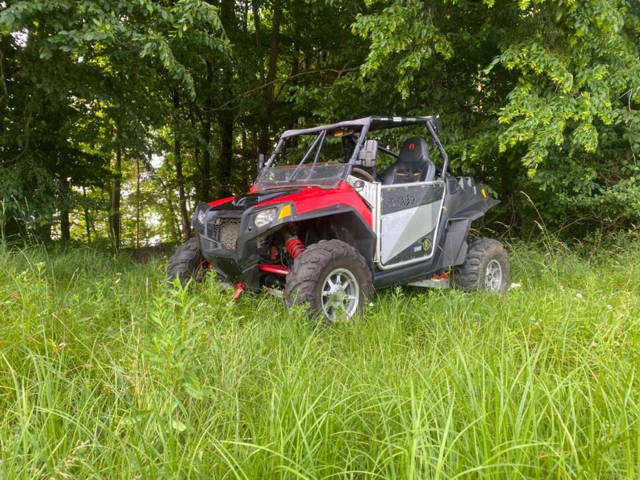 Polaris Ranger RZR 900 E Quad