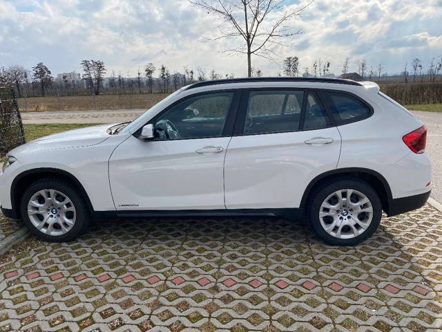 BMW X1 xDrive20d Österreich Paket Aut. SUV / Geländewagen