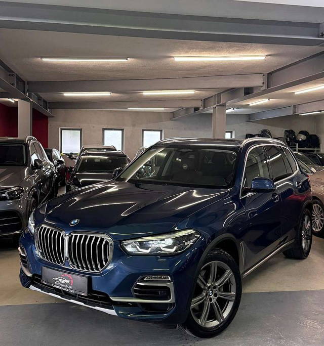 BMW X5 xDrive30d Aut./PANO/HUD/KAMERA SUV / Geländewagen