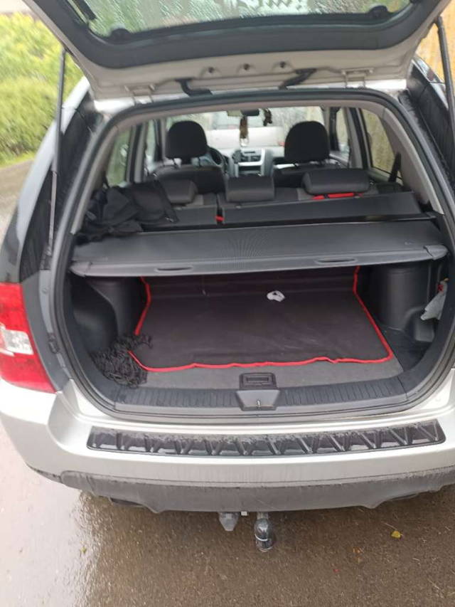 KIA Sportage 2.0 /16 v Pilot SUV / Geländewagen