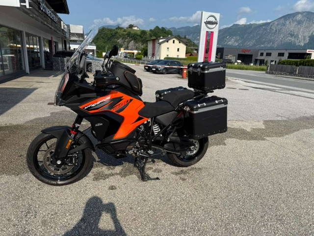 KTM 1290 Super Adventure Tourer