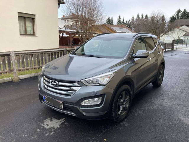 Hyundai Santa Fe SUV / Geländewagen