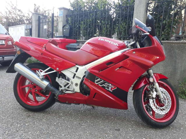 Honda VFR 750 F RC36 Tourer