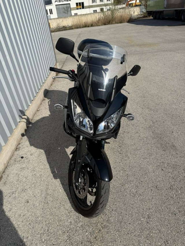 Suzuki V-Strom DL-650 Tourer