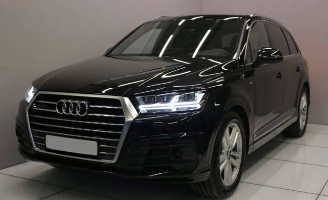 Audi Q7 3,0 TDI quattro Tiptronic*S-LINE*Head-up*VOLL*7-SITZER SUV / Geländewagen