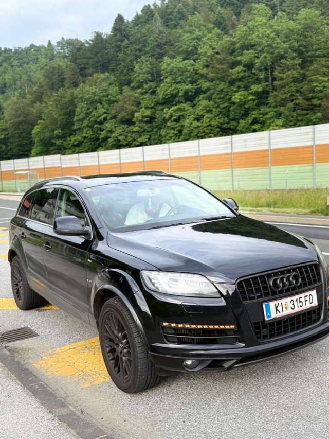 Audi Q7 3.0 V6 7Sitze TOP ZUSTAND SUV / Geländewagen