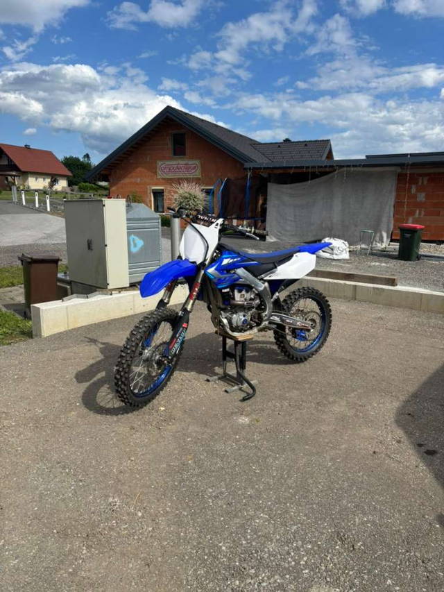 Yamaha YFZ 250 Motocross