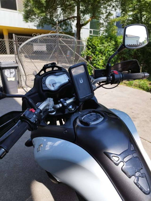 Suzuki V-Strom DL 650 XA Tourer