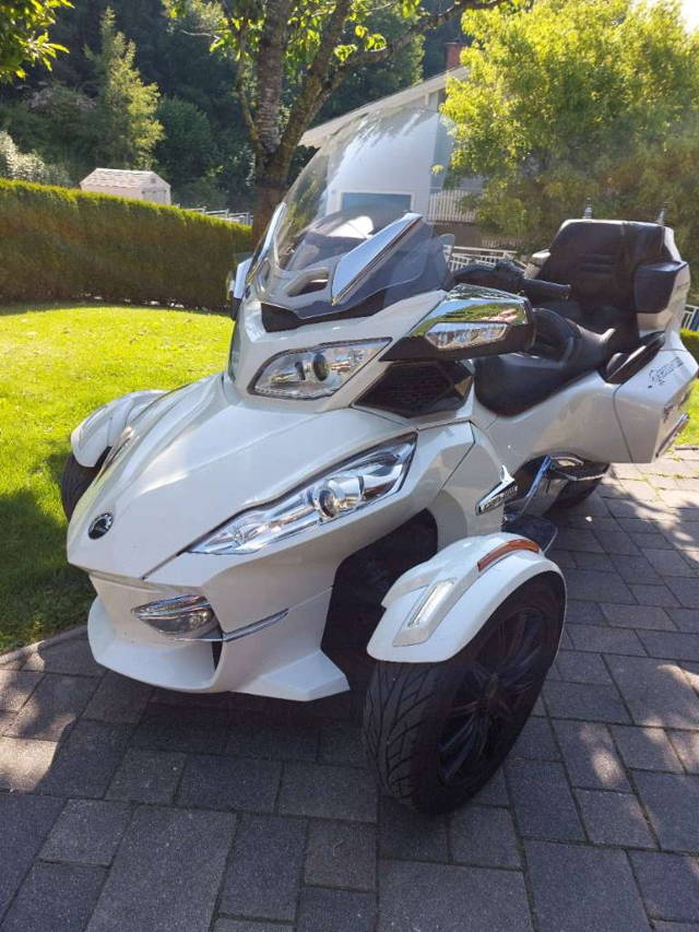 Can-Am Spyder rs 991 Tourer