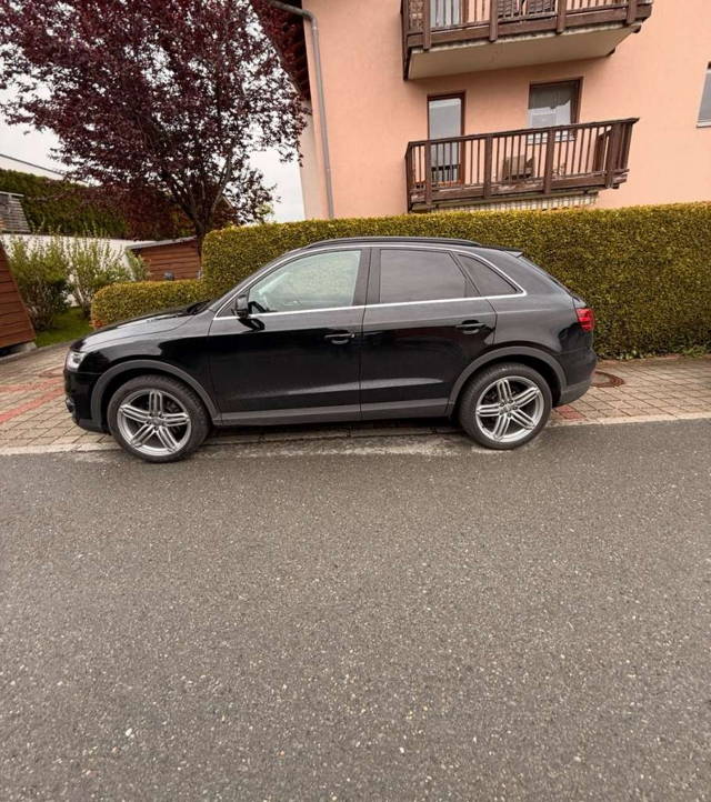 Audi Q3 SUV / Geländewagen