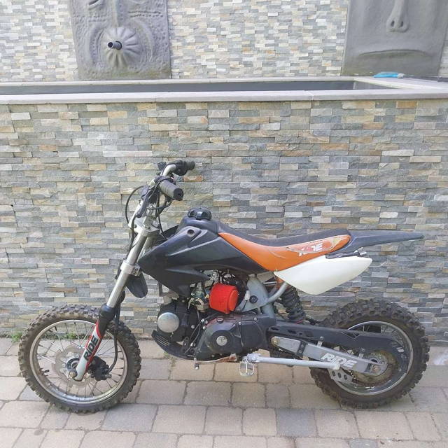 Ray Electric Motorcycles 125 ccm Viertakt E-Starter Motocross
