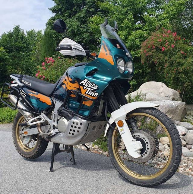 Honda XR Honda XRV750 / RD07 Africa Twin Tourer