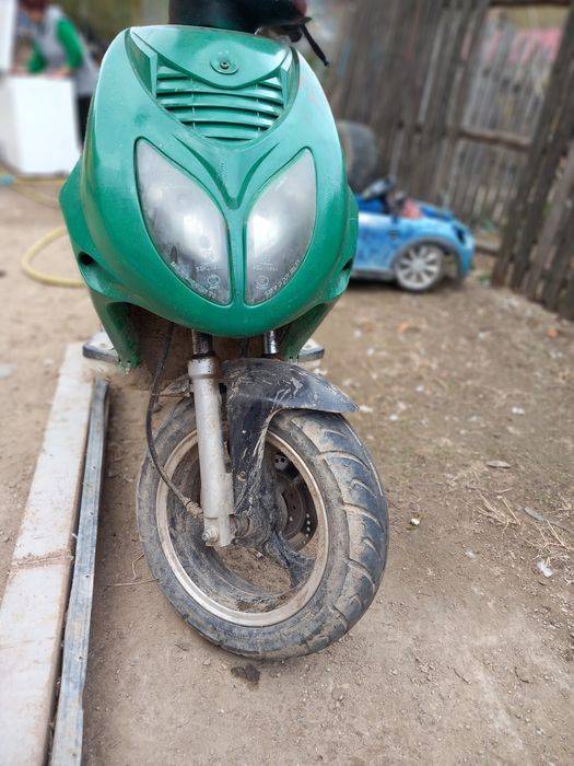 Vând scuter Rex fără acte