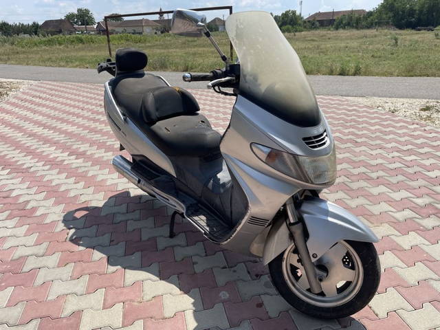 Vand Suzuki Burgman 400