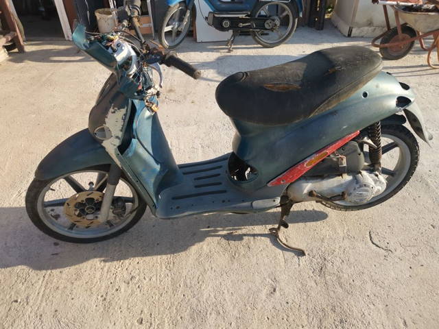 Pentru piese piagio si scuter