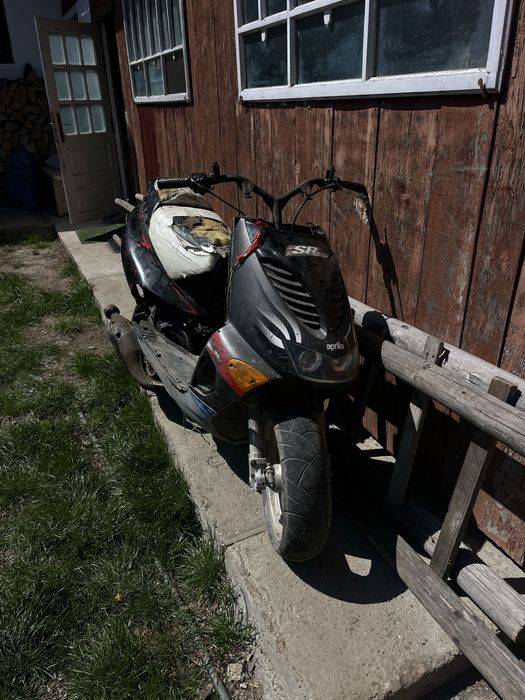 Vand aprilia sr 2 cu set de 70