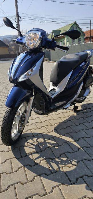Piaggio Medley 125