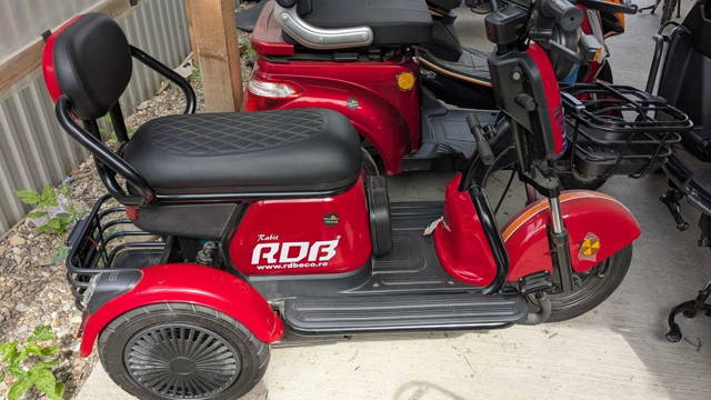 Tricicleta electrica Rabbit, 1000W, 25 km/h, fara permis