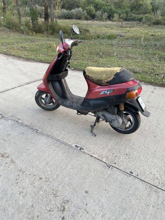 Vînd sau schimb scuter piaggio zip