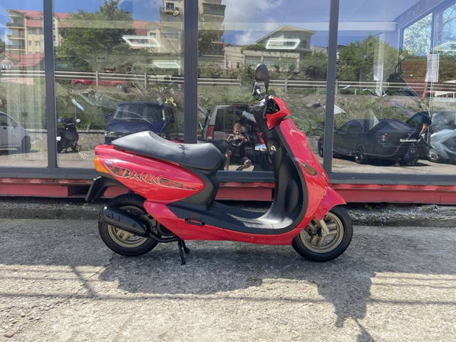 Scuter Yamaha Brezze 49 cc -Inmatriculat
