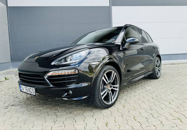 Vand Porsche Cayenne GTS 2013 3.0 diesel 245 cp