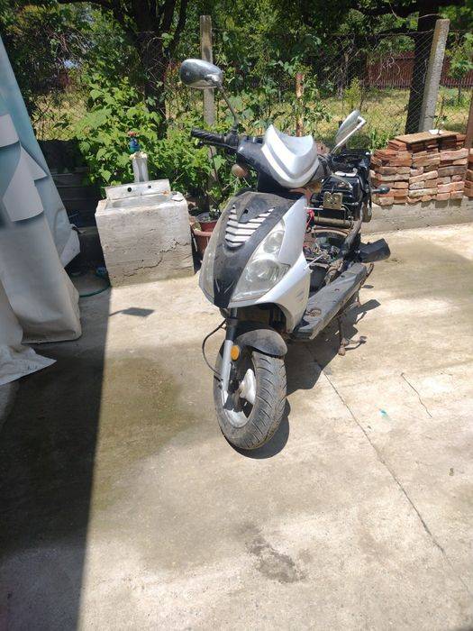 De vânzare scuter 4T