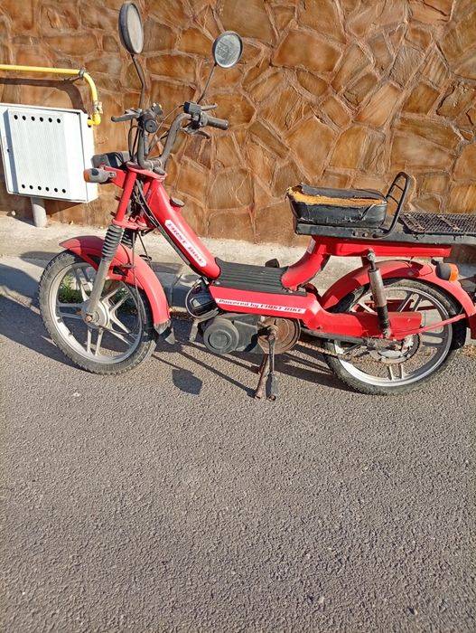 Vând motoretă cu acte!