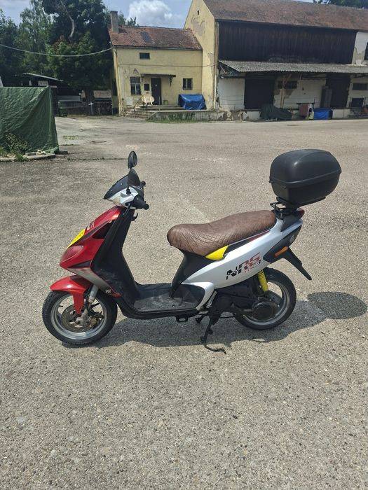 Vând Piaggio Nrg 3